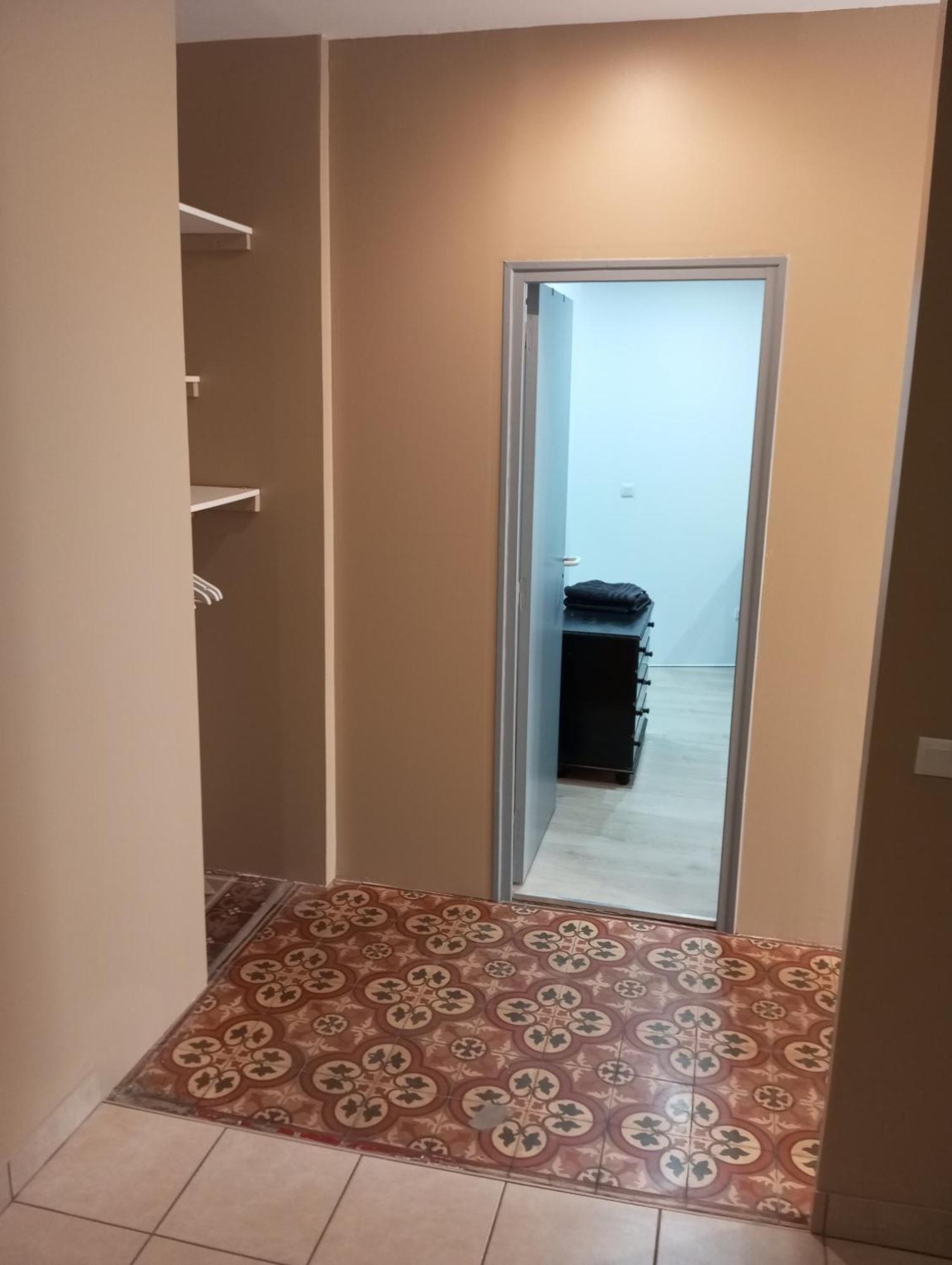 Appartement Village Medieval Saint-Germain-Laval  Eksteriør billede